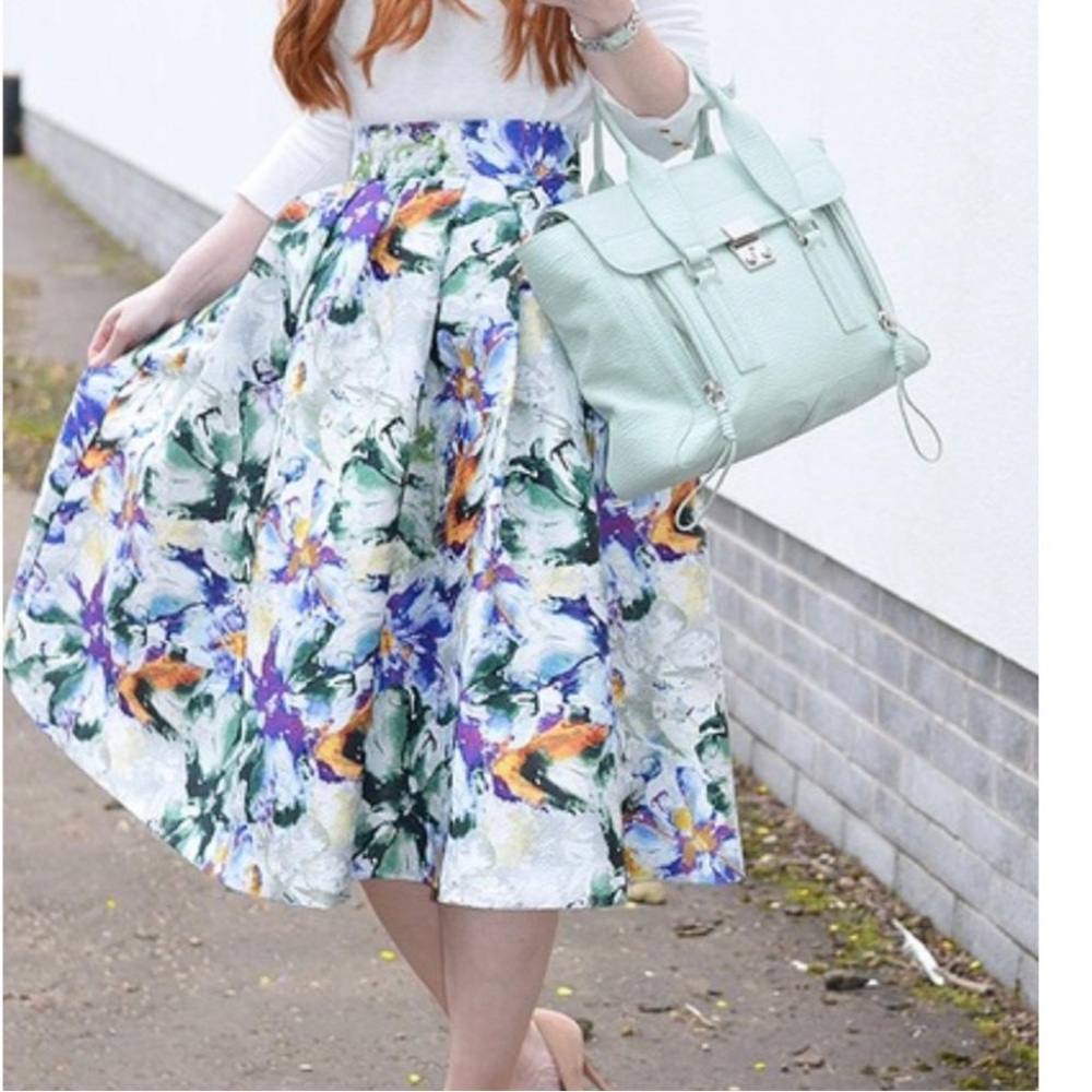 H&M Multicolor Floral Skirt - Picture 5 of 11